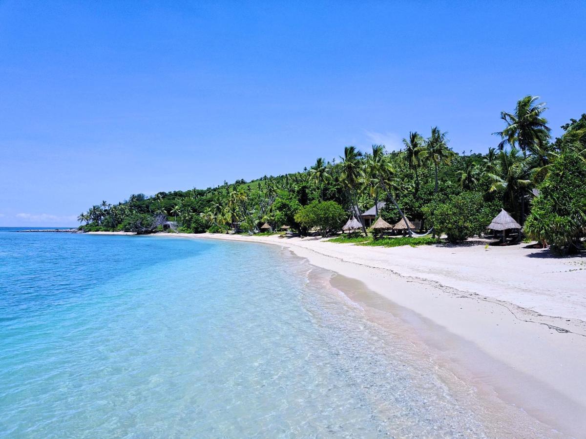 파라다이스 코브 리조트 Naukacuvu Island 외부 사진