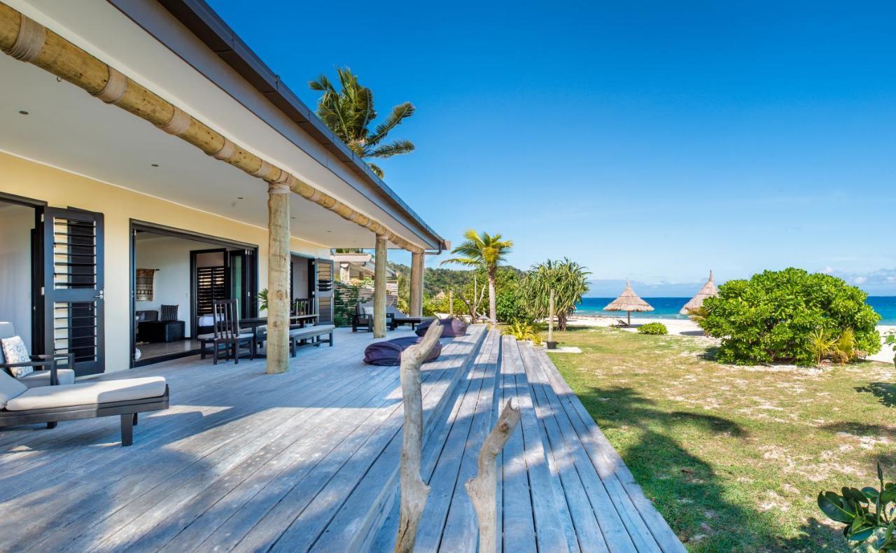 파라다이스 코브 리조트 Naukacuvu Island 외부 사진